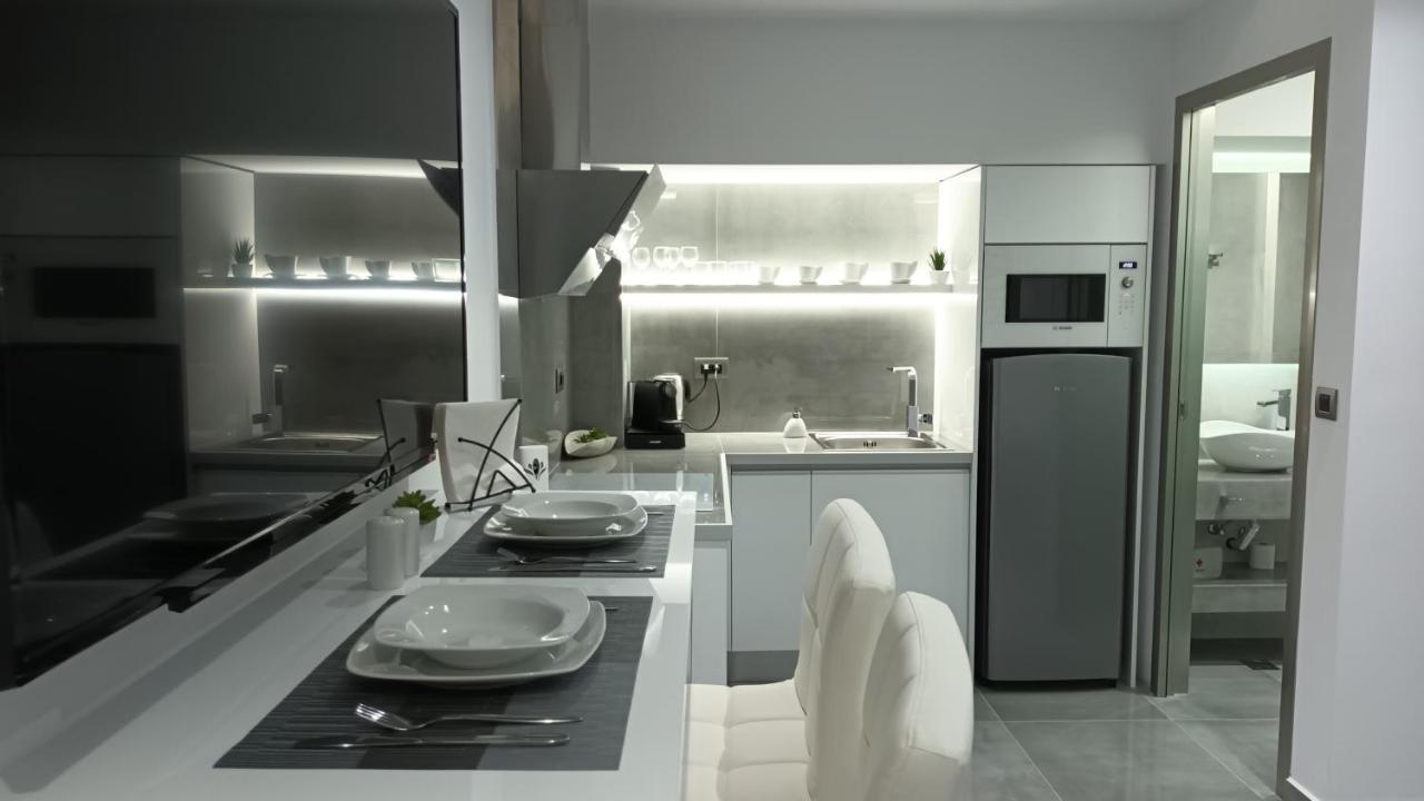 Km Luxury Apart Downtown 이라클리온 외부 사진