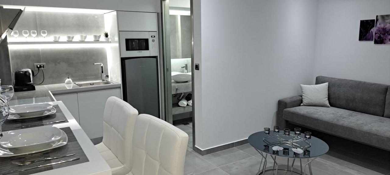 Km Luxury Apart Downtown 이라클리온 외부 사진