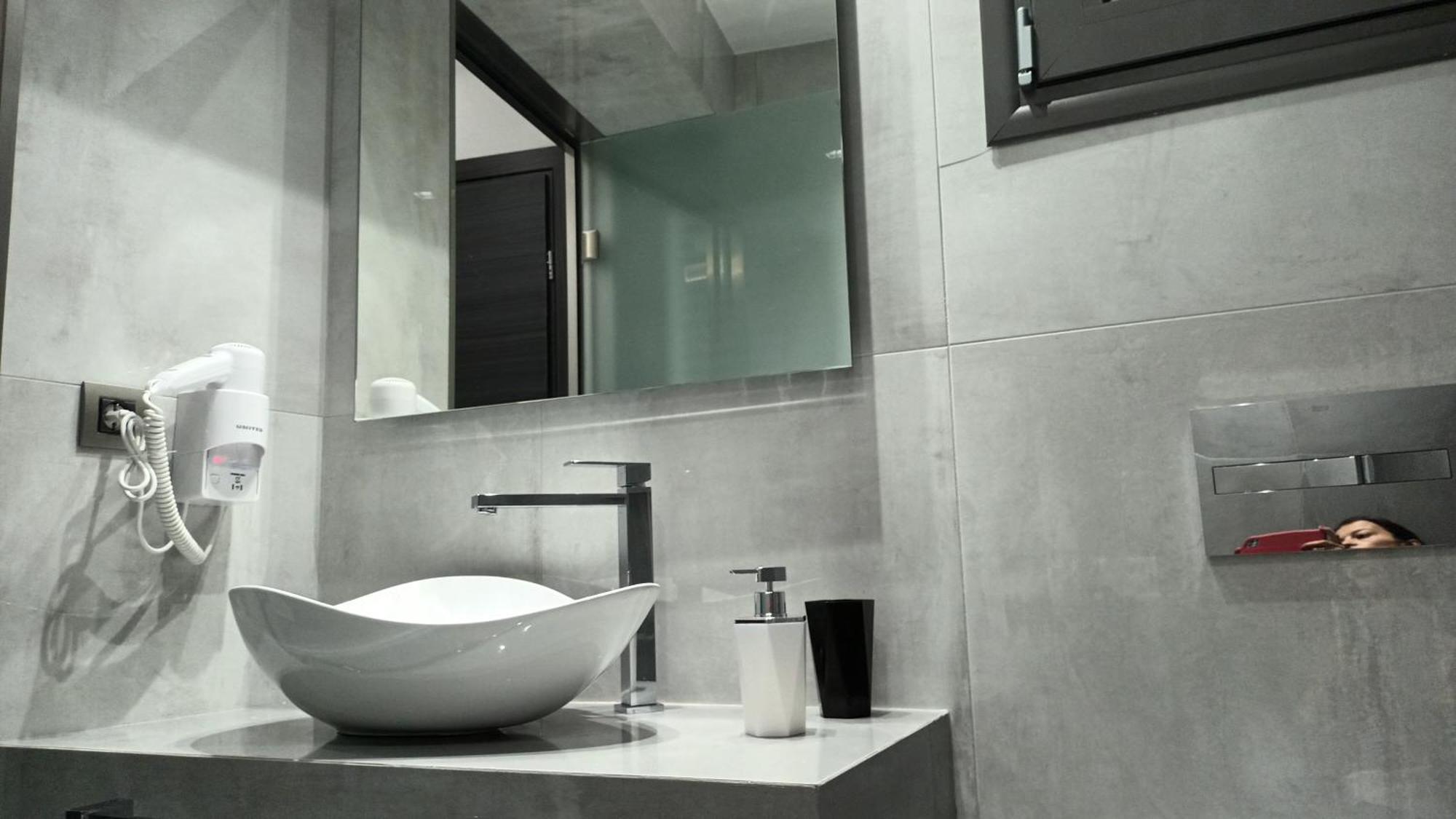 Km Luxury Apart Downtown 이라클리온 외부 사진