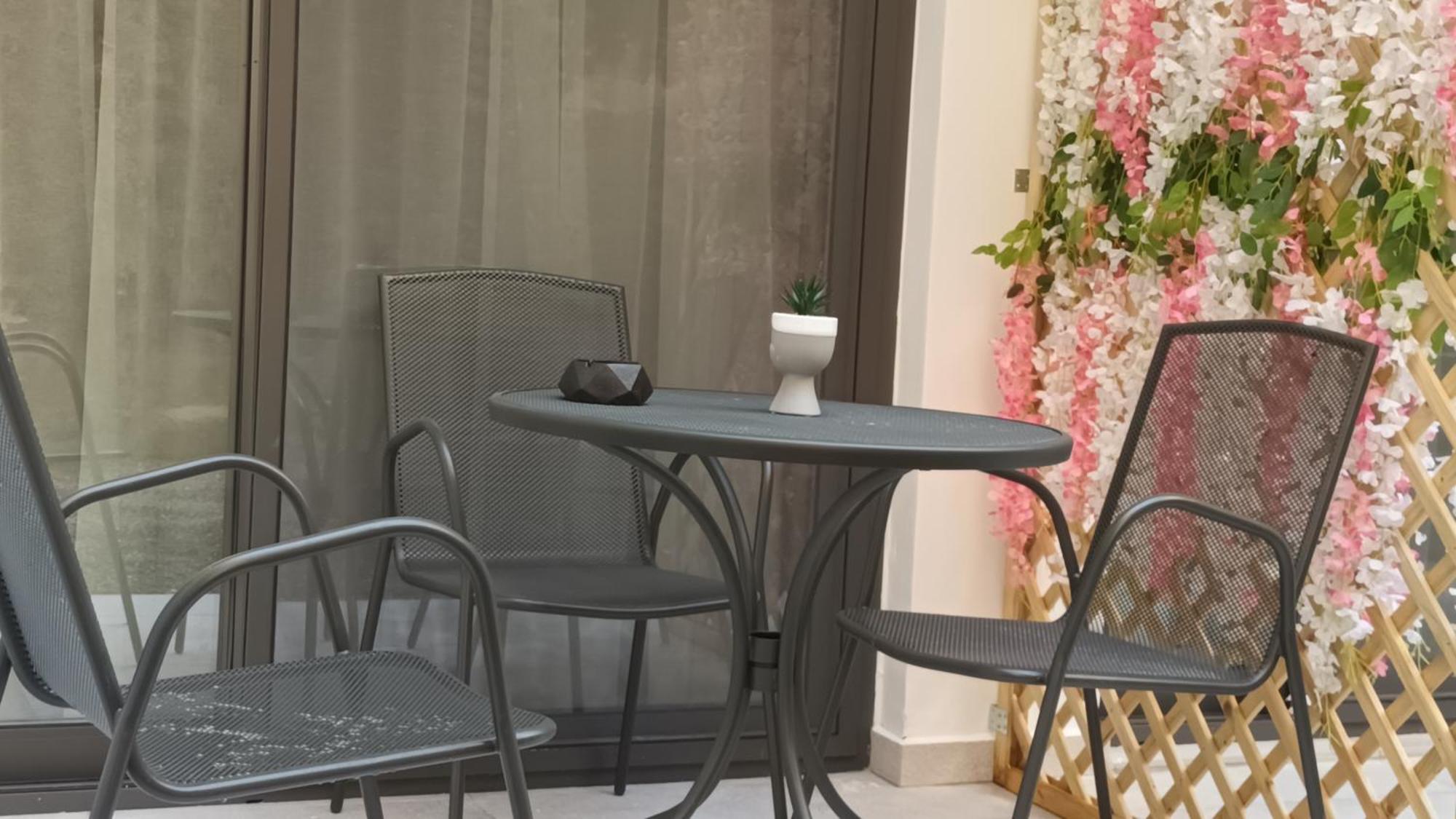 Km Luxury Apart Downtown 이라클리온 외부 사진
