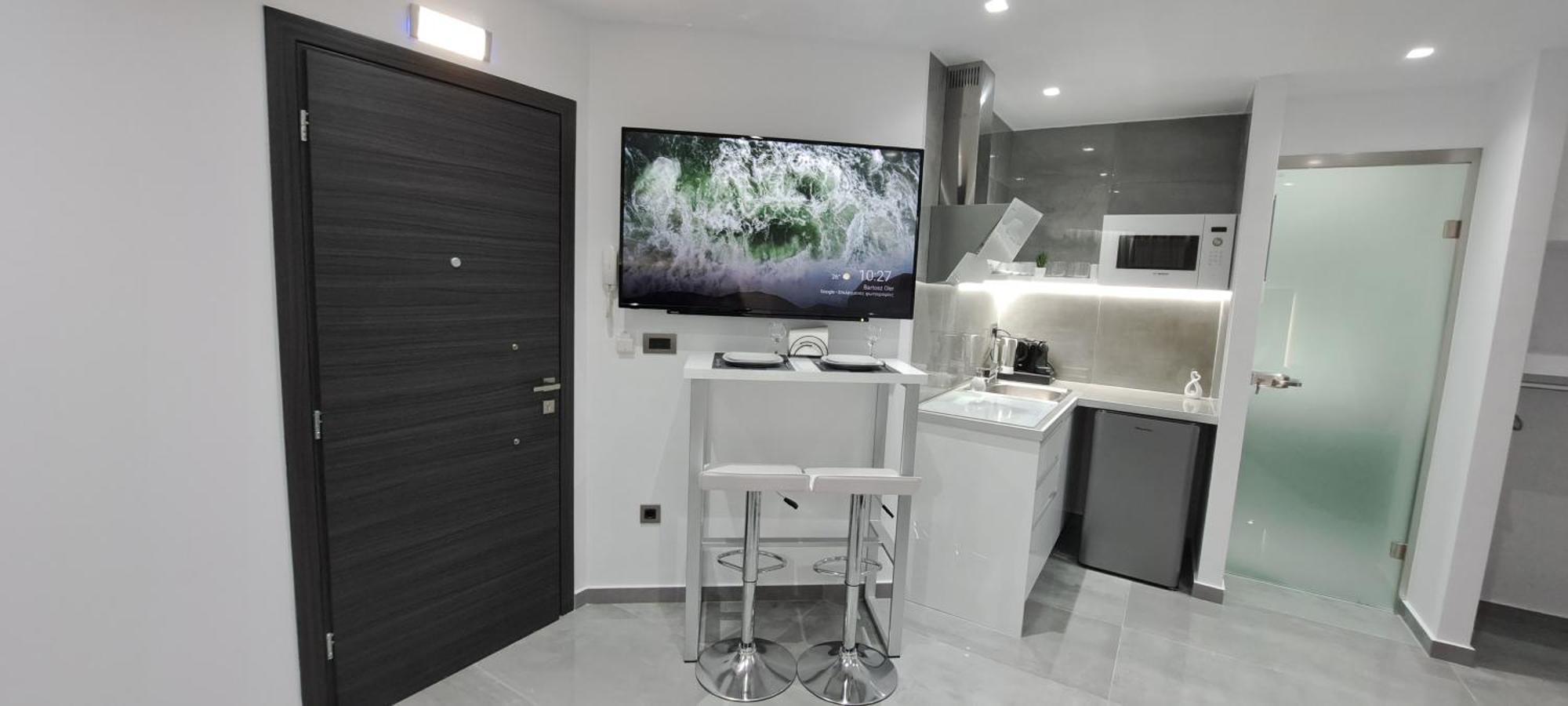 Km Luxury Apart Downtown 이라클리온 외부 사진