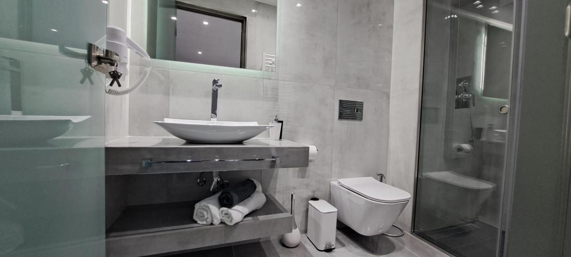 Km Luxury Apart Downtown 이라클리온 외부 사진